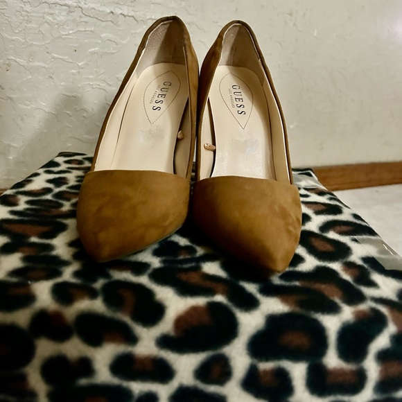 Guess Los Angeles Heels - Picture 5 of 6